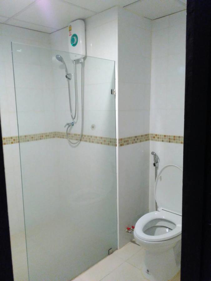 Tongpoon Hotel Bangkok Ngoại thất bức ảnh